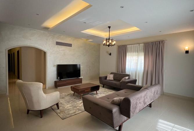 7946228 - Property Image 2