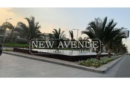Villa - 3 Bedrooms - 5 Bathrooms for sale in Al Burouj Compound - El Shorouk Compounds - Shorouk City - Cairo