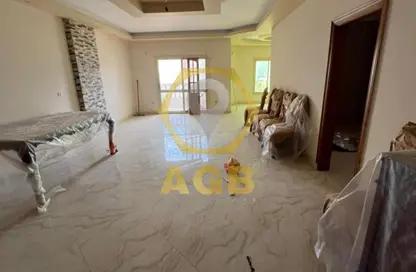 Apartment - 2 Bedrooms - 2 Bathrooms for sale in 2nd Neighborhood - 4th District West - Shorouk City - Cairo
