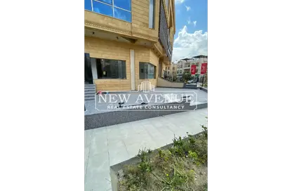 Retail - Studio - 1 Bathroom for rent in N 90 BUSINESS COMPLEX - North Teseen St. - The 5th Settlement - New Cairo City - Cairo