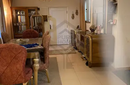 Apartment - 3 Bedrooms - 1 Bathroom for sale in Ibrahim Nosseir St. - Laurent - Hay Sharq - Alexandria