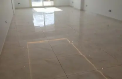 شقة - 3 غرف نوم - 3 حمامات للايجار في محور جمال عبد الناصر - التجمع الثالث - مدينة القاهرة الجديدة - القاهرة