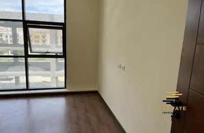 (بنتهاوس  (روف - 3 غرف نوم - 4 حمامات للايجار في باتيو كازا - الباتيو - كمبوندات الشروق - مدينة الشروق - القاهرة
