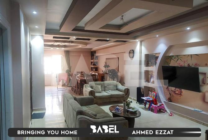 7958869 - صورة العقار 3