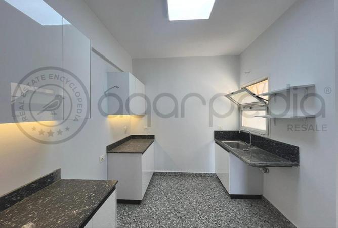 8199210 - Property Image 2