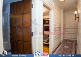 شقة - 5 غرف نوم - 3 حمامات for للبيع in شارع محمد فوزي معاذ - سموحة - حي شرق - الاسكندرية