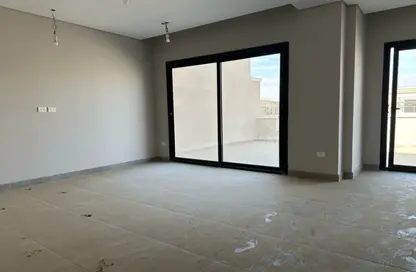 Penthouse - 3 Bedrooms - 4 Bathrooms for sale in Village West - Sheikh Zayed Compounds - Sheikh Zayed City - Giza