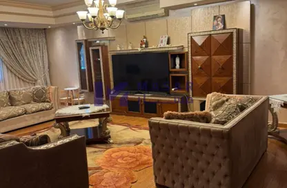 Villa - 7+ Bedrooms - 7+ Bathrooms for sale in El Yasmeen 1 - El Yasmeen - New Cairo City - Cairo