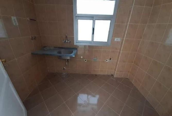 8049630 - Property Image 3