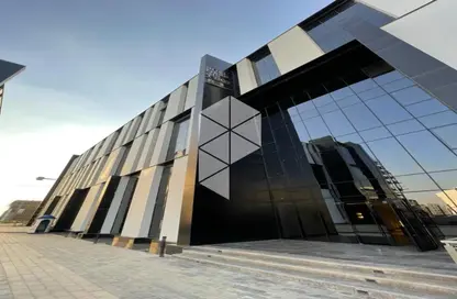 Office Space - Studio - 2 Bathrooms for sale in Hyde Park - 5th Settlement Compounds - The 5th Settlement - New Cairo City - Cairo