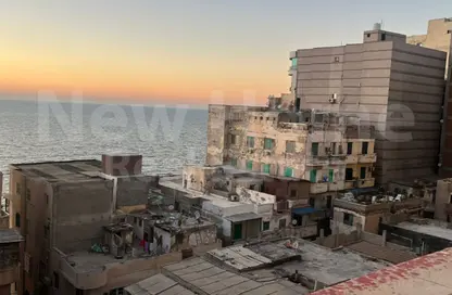 شقة - 3 غرف نوم - 2 حمامات للبيع في الشاطبي - حي وسط - الاسكندرية