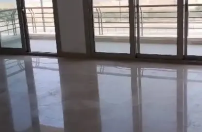 Apartment - 3 Bedrooms - 3 Bathrooms for rent in The Fourteen Golf Residences - Uptown Cairo - Mokattam - Cairo