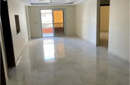 Apartment - 3 Bedrooms - 3 Bathrooms for sale in Ali Amin St. - 1st Zone - Nasr City - Cairo