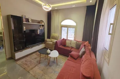 Apartment - 3 Bedrooms - 2 Bathrooms for sale in North Lotus - El Lotus - New Cairo City - Cairo