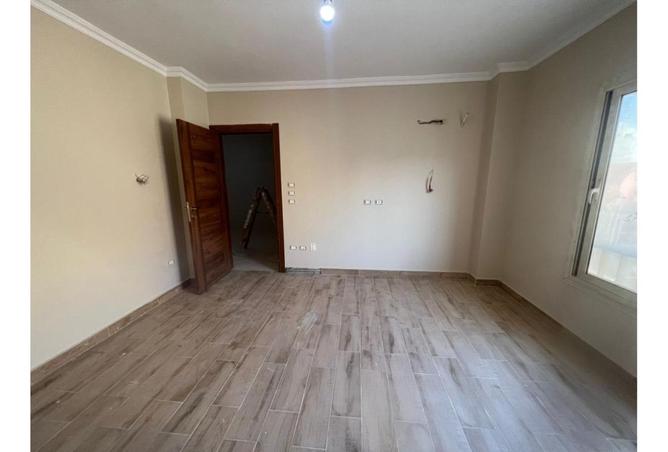 7355925 - Property Main Image