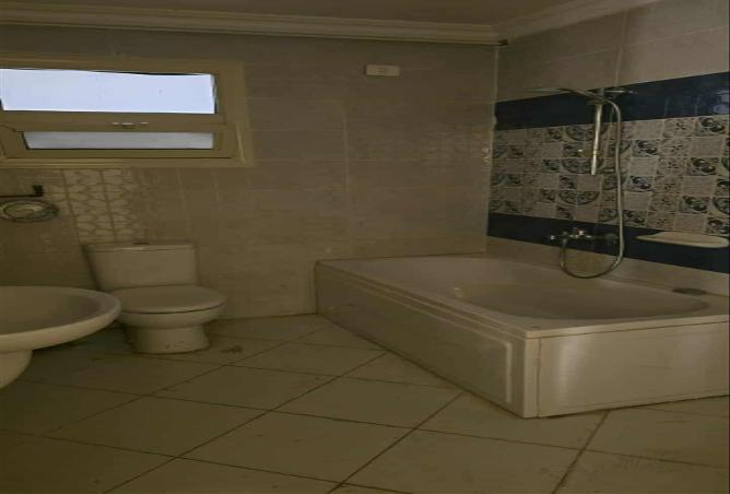 8008344 - Property Image 2