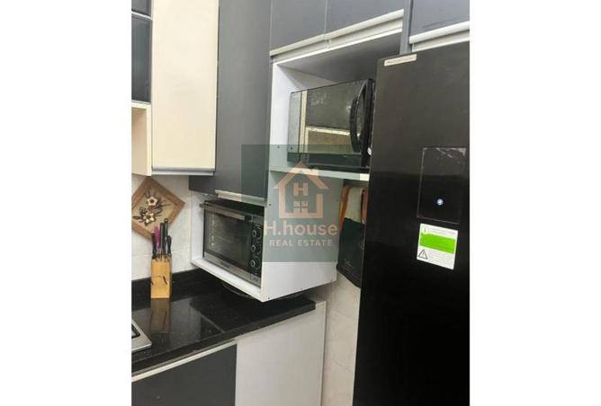 8063893 - Property Image 3
