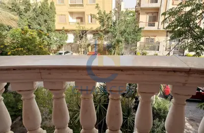 Apartment - 3 Bedrooms - 2 Bathrooms for sale in Musab Bin Omair St. - Area E - Ganoob El Acadimia - New Cairo City - Cairo