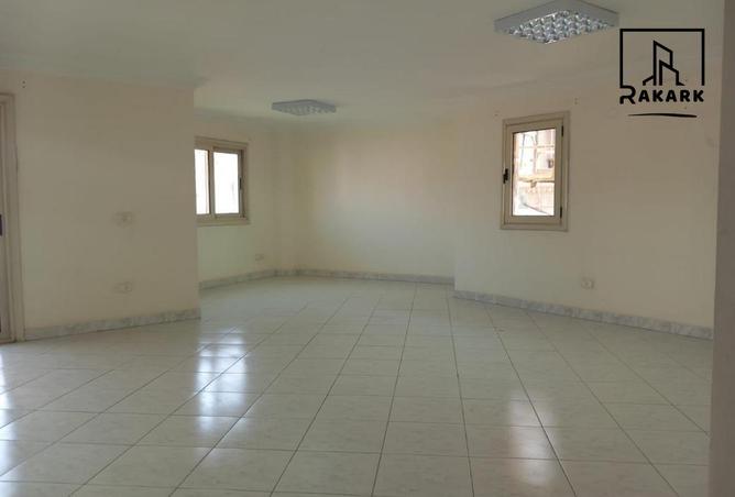 8063939 - Property Image 3