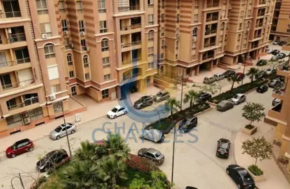 Apartment - 3 Bedrooms - 3 Bathrooms for sale in Maadi Gardens - Maadi - Hay El Maadi - Cairo