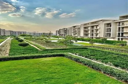 Apartment - 2 Bedrooms - 2 Bathrooms for sale in Moon Residences - Fifth Square - The 5th Settlement - New Cairo City - Cairo