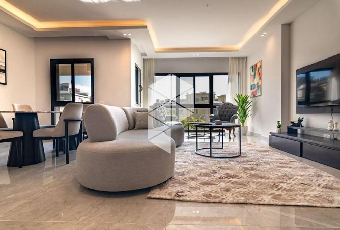 8402074 - Property Image 2