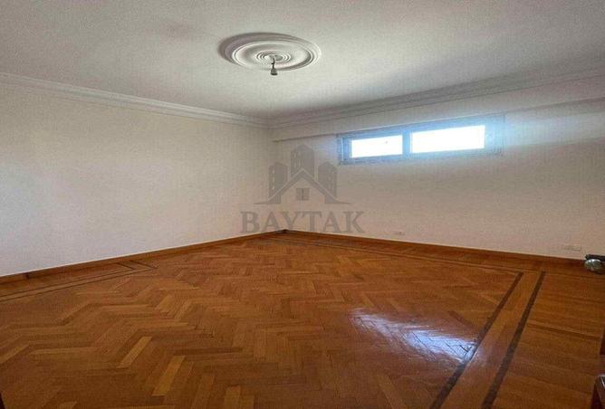 8230172 - Property Image 3