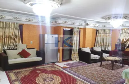 شقة - 3 غرف نوم - 2 حمامات للبيع في شارع عزالدين عمر - الطالبية - الهرم - حي الهرم - الجيزة