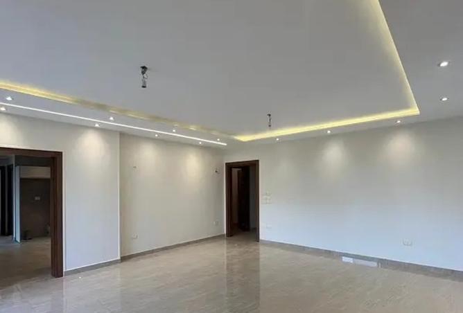 8222411 - Property Image 2