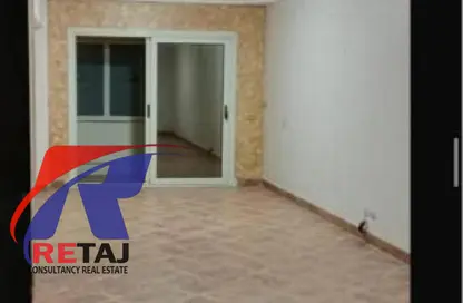 Apartment - 2 Bedrooms - 1 Bathroom for sale in Amaer Madinet Nasr Road - 10th District - Nasr City - Cairo