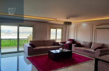 Apartment - 2 Bedrooms - 2 Bathrooms for sale in Stone Residence - 5th Settlement Compounds - The 5th Settlement - New Cairo City - Cairo