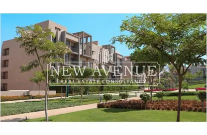 Apartment - 2 Bedrooms - 3 Bathrooms for sale in Moon Residences - Fifth Square - The 5th Settlement - New Cairo City - Cairo