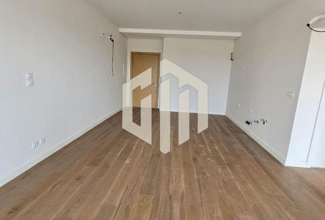 8371004 - Property Image 3