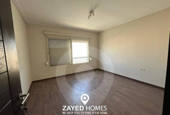 8504037 - Property Image 3