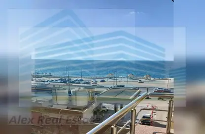 Apartment - 3 Bedrooms - 1 Bathroom for rent in Al Geish Road - Camp Chezar - Hay Wasat - Alexandria