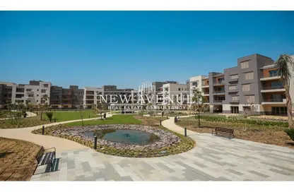 Apartment - 2 Bedrooms - 3 Bathrooms for sale in District 5 Residences - El Katameya Compounds - El Katameya - New Cairo City - Cairo