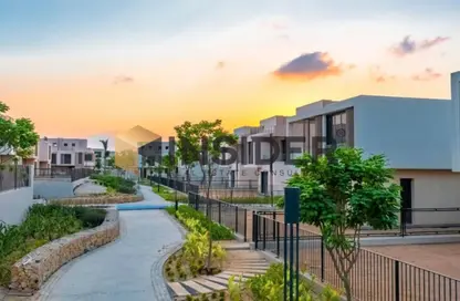 تاون هاوس - 3 غرف نوم - 4 حمامات للبيع في سوديك ايست - الحي السادس - هليوبوليس الجديدة - القاهرة