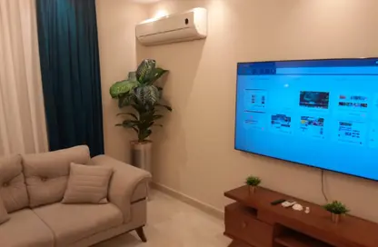 Apartment - 2 Bedrooms - 1 Bathroom for rent in El Rehab Extension - Al Rehab - New Cairo City - Cairo