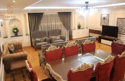 Apartment - 3 Bedrooms - 3 Bathrooms for rent in Gameat Al Dewal Al Arabeya St. - Mohandessin - Giza