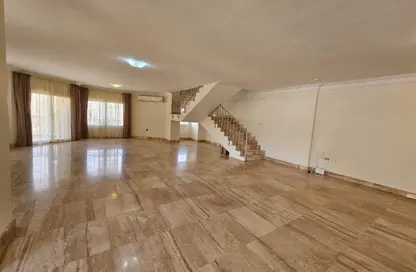 Apartment - 4 Bedrooms - 3 Bathrooms for sale in Street 16 - Maadi - Hay El Maadi - Cairo