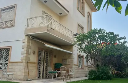 منزل مزدوج - 6 غرف نوم - 4 حمامات للايجار في جرينز - الحي السادس - الشيخ زايد - الجيزة