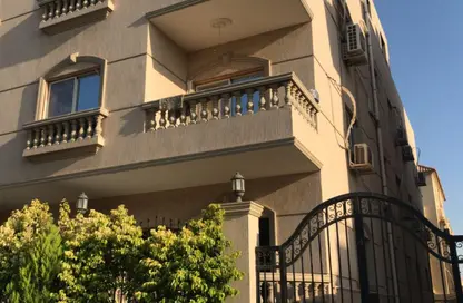 دوبلكس - 4 غرف نوم - 4 حمامات للبيع في شارع مصعب بن عمير - المنطقة ه - حى جنوب الاكايمية - مدينة القاهرة الجديدة - القاهرة