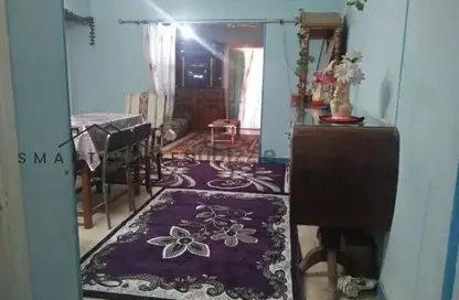 شقة - 2 غرف نوم - 1 حمام للايجار في الحي الاول - الشيخ زايد - الجيزة