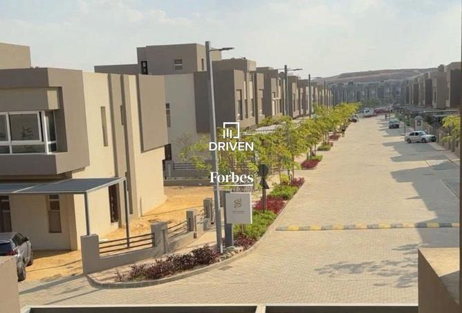 8142940 - Property Image 2
