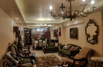 شقة - 3 غرف نوم - 2 حمامات للبيع في شارع الدكتور احمد السيد - سيدي جابر - حي شرق - الاسكندرية