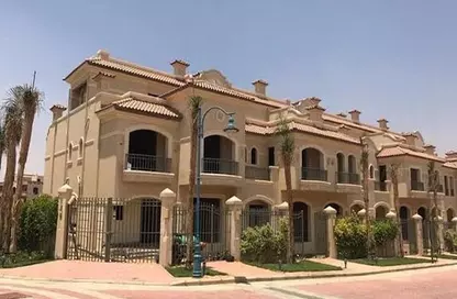 Villa - 5 Bedrooms - 4 Bathrooms for sale in Al Patio Prime - El Patio - El Shorouk Compounds - Shorouk City - Cairo