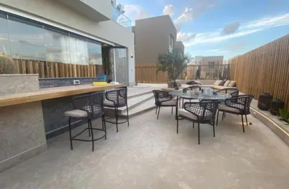 Apartment - 3 Bedrooms - 3 Bathrooms for sale in Sun Capital - Fayoum Desert road - 6 October City - Giza