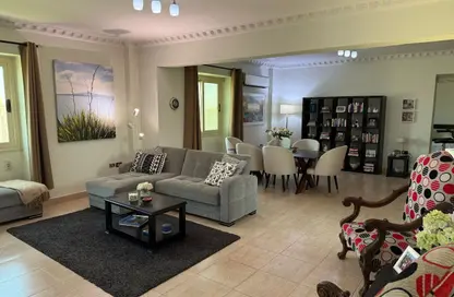 Apartment - 2 Bedrooms - 2 Bathrooms for sale in Al Shaimaa St. - Area F - Ganoob El Acadimia - New Cairo City - Cairo