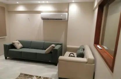 شقة - 2 غرف نوم - 1 حمام للايجار في شارع البطل احمد عبد العزيز - المهندسين - الجيزة