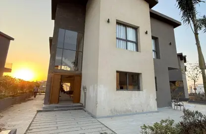 Villa - 4 Bedrooms - 3 Bathrooms for sale in Il Cazar - 5th Settlement Compounds - The 5th Settlement - New Cairo City - Cairo